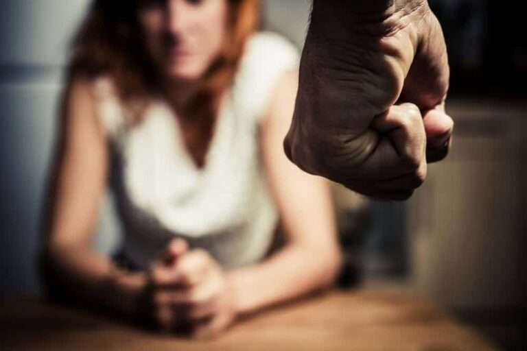 pouvez-vous obtenir la suppression d'une accusation de violence domestique?