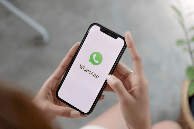 Hoe iemand WhatsApp te bespioneren